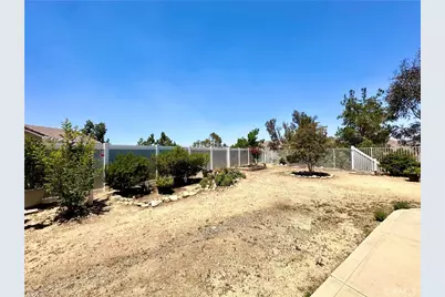 13366 Knollwood Drive, Corona, CA 92883 - Photo 22
