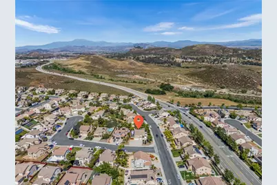 36692 Covington Circle, Murrieta, CA 92563 - Photo 10