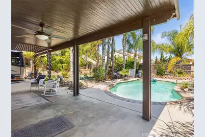 36692 Covington Circle, Murrieta, CA 92563 - Photo 16