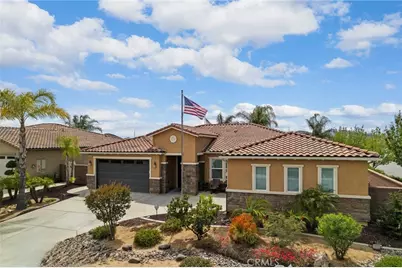 34571 Misstletoe, Murrieta, CA 92563 - Photo 2
