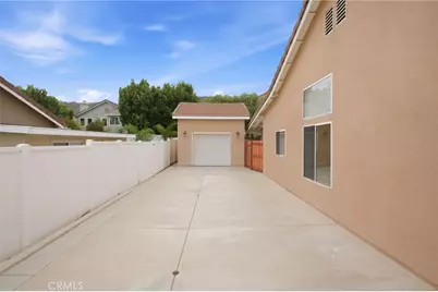 20163 Mapleleaf Court, Wildomar, CA 92595 - Photo 4