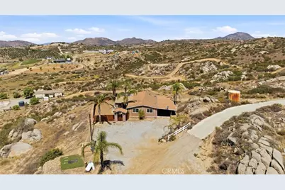 40100 Owl Valley, Temecula, CA 92592 - Photo 2