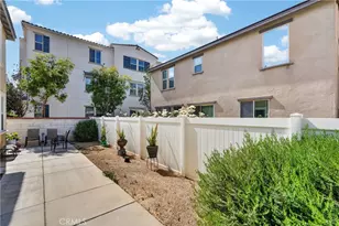 30489 Village Terrace, Menifee, CA 92584 - Photo 32