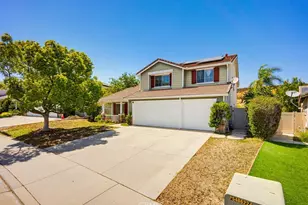 23492 Mountain Breeze, Murrieta, CA 92562 - Photo 2
