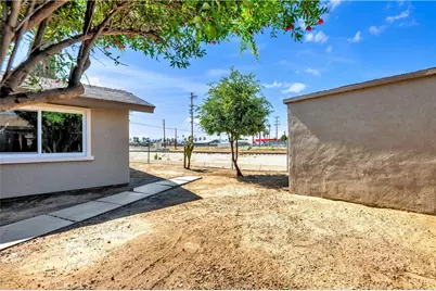 470 W Kimball, Hemet, CA 92543 - Photo 14