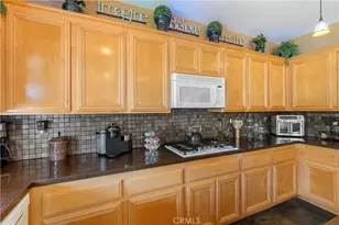 21124 Cross Creek Dr, Saugus, CA 91350 - Photo 24
