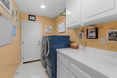 21124 Cross Creek Drive, Saugus, CA 91350 - Photo 28