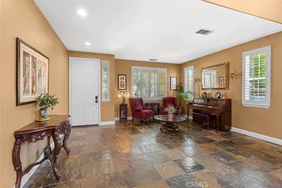 21124 Cross Creek Drive, Saugus, CA 91350 - Photo 12