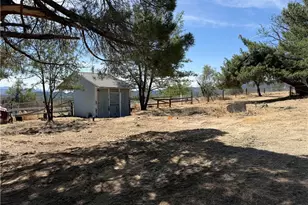 57313 Holland, Anza, CA 92539 - Photo 10