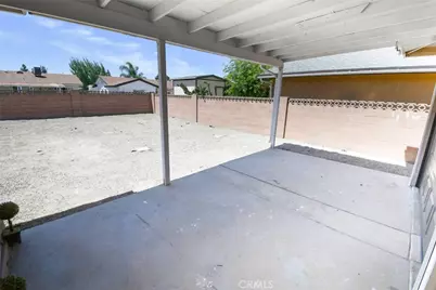 815 Coral Avenue, Hemet, CA 92543 - Photo 18