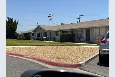 150 E Lakeshore #15, Lake Elsinore, CA 92530 - Photo 2