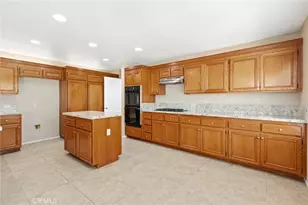 24063 Fuschia Ct, Murrieta, CA 92562 - Photo 18