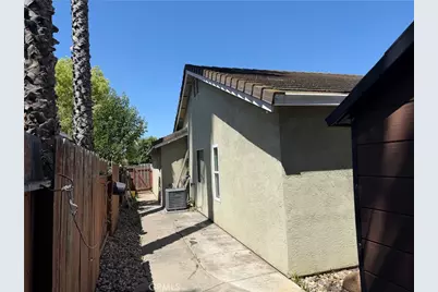 7050 Prestwick, Riverbank, CA 95367 - Photo 8