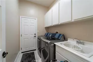 29325 Sparkling Dr, Menifee, CA 92584 - Photo 22