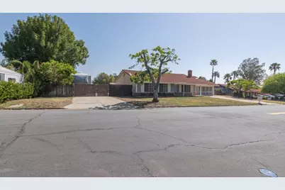 15640 Alvarado, Lake Elsinore, CA 92530 - Photo 24