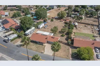 15640 Alvarado, Lake Elsinore, CA 92530 - Photo 38