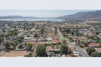 15640 Alvarado, Lake Elsinore, CA 92530 - Photo 34