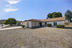 26170 Lancaster, Menifee, CA 92586 - Photo 4