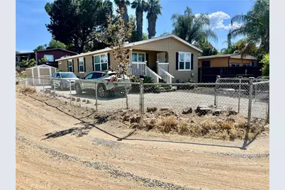 24691 Carl, Wildomar, CA 92595 - Photo 4