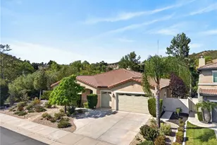27306 Sweetspire Terrace Pl, Murrieta, CA 92562 - Photo 2