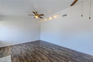 25557 White Oak Dr, Hemet, CA 92544 - Photo 6