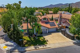 32400 Somerset, Lake Elsinore, CA 92530 - Photo 2