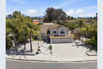 39864 Ranchwood Dr, Murrieta, CA 92563 - Photo 10