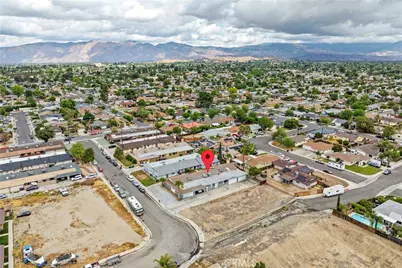 962 Monarch, Hemet, CA 92543 - Photo 2