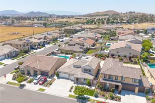 29821 Harness, Menifee, CA 92584 - Photo 50