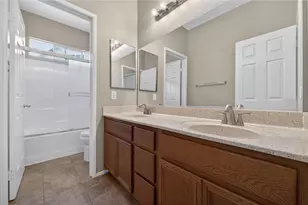 38390 Magdelena St, Murrieta, CA 92563 - Photo 40