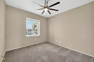 38390 Magdelena St, Murrieta, CA 92563 - Photo 32
