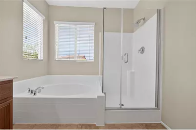 38390 Magdelena St, Murrieta, CA 92563 - Photo 46