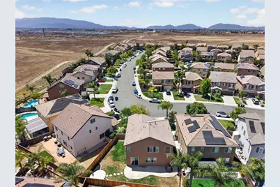 38390 Magdelena St, Murrieta, CA 92563 - Photo 70