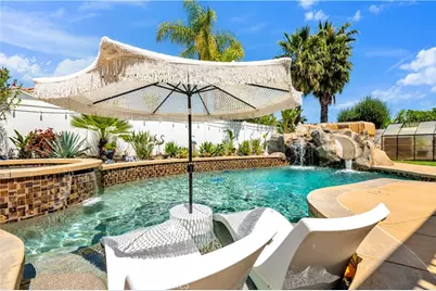 23944 Cadenza, Murrieta, CA 92562 - Photo 2
