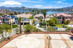 8 Via Del Fico Ct, Lake Elsinore, CA 92532 - Photo 2