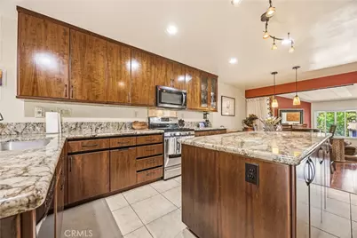 6975 Camino Amero, San Diego, CA 92111 - Photo 2