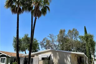 38171 Via La Colina, Murrieta, CA 92563 - Photo 2