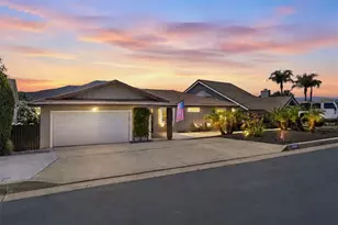 29998 Windward, Canyon Lake, CA 92587 - Photo 2