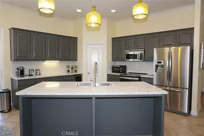 22142 Hoofbeat, Canyon Lake, CA 92587 - Photo 16