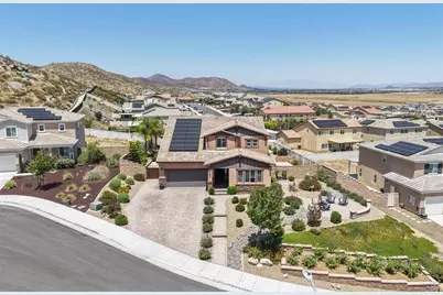 29741 Ryegrass, Winchester, CA 92596 - Photo 10