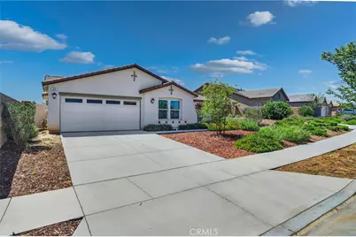 573 Corkwood Street, Hemet, CA 92543 - Photo 2