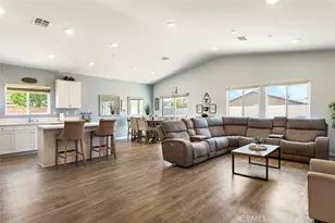 28473 Pinon Ct, Winchester, CA 92596 - Photo 2