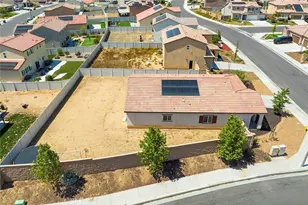 28473 Pinon Ct, Winchester, CA 92596 - Photo 32