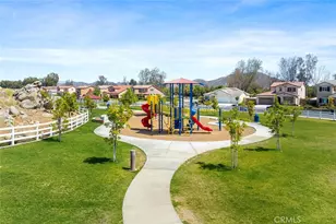 28473 Pinon Ct, Winchester, CA 92596 - Photo 34