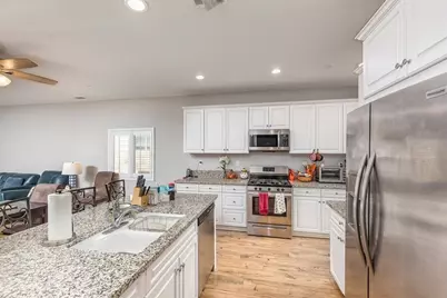 26359 Leos Trail, Menifee, CA 92586 - Photo 6