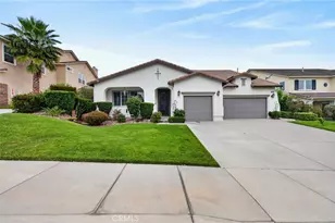 30410 Savoie St, Murrieta, CA 92563 - Photo 2