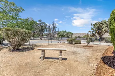7725 Shawnee, Yucca Valley, CA 92284 - Photo 8