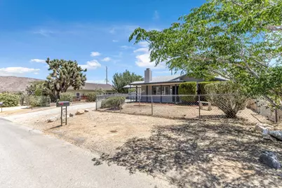 7725 Shawnee, Yucca Valley, CA 92284 - Photo 4