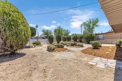 7725 Shawnee, Yucca Valley, CA 92284 - Photo 40