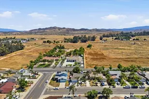 1893 Loma Bonita, Perris, CA 92570 - Photo 34